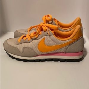 Nike sneakers size 9.5.